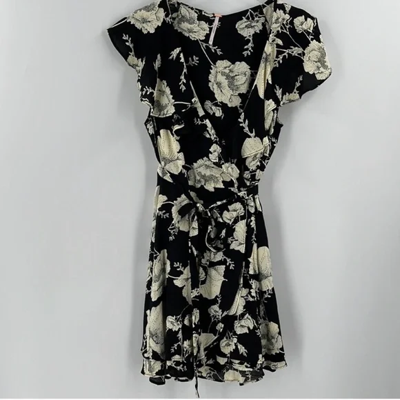 Free People floral boho Wrap Dress - Picture 3 of 9